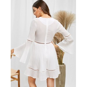 Hollow Out Flare Sleeve Plunging Dress - White M