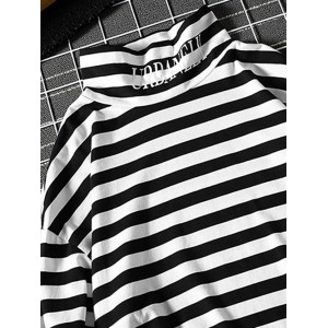 Colorblock Stripes Letter Graphic High Collar T-shirt - White M