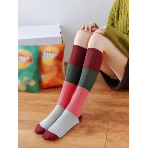 Color-blocking Calf Length Socks - Red Wine