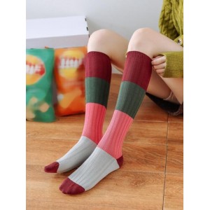 Color-blocking Calf Length Socks - Red Wine