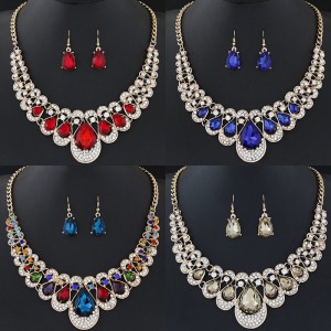Fashion Women Crystal Rhinestone Statement Bib Pendant Necklace Earrings Set Choker Chain Collar Jewelry
